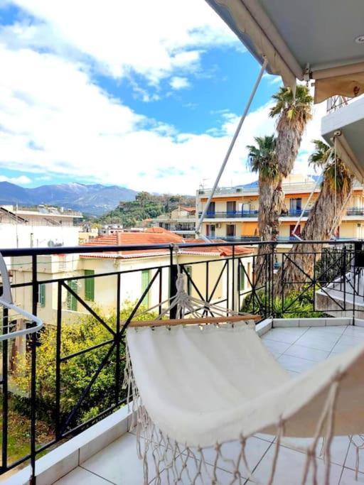 Kalamata Nestor Apartment-Near Historical Centre Exterior foto